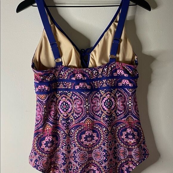 Sea Angel Patterned One Piece Swimsuit Size L - Picture 7 of 9